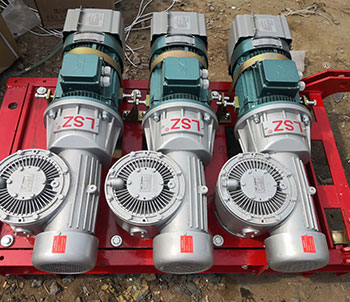 升降機三驅動機構